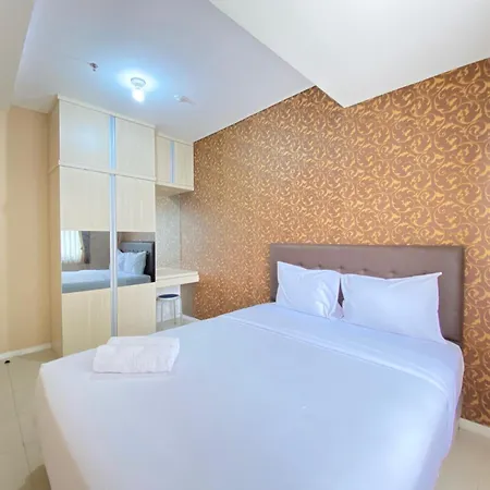 Spacious 2Br Corner Apartment At Parahyangan Residence Near Unpar By Travelio